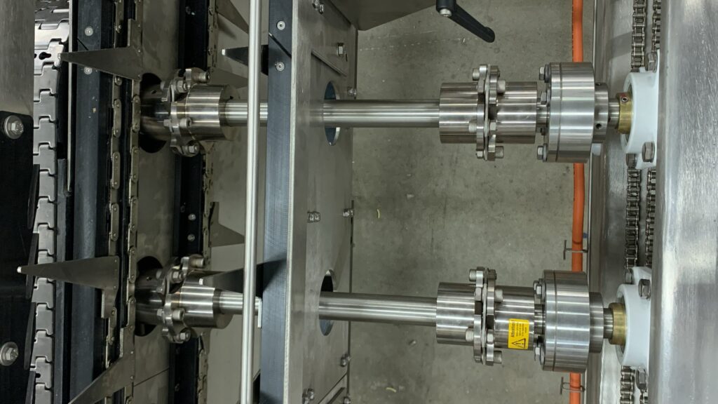 Lp1 couplings in packaging machine 20200622 1089027783